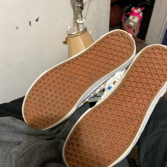 Low top vans - Picture 3 of 3